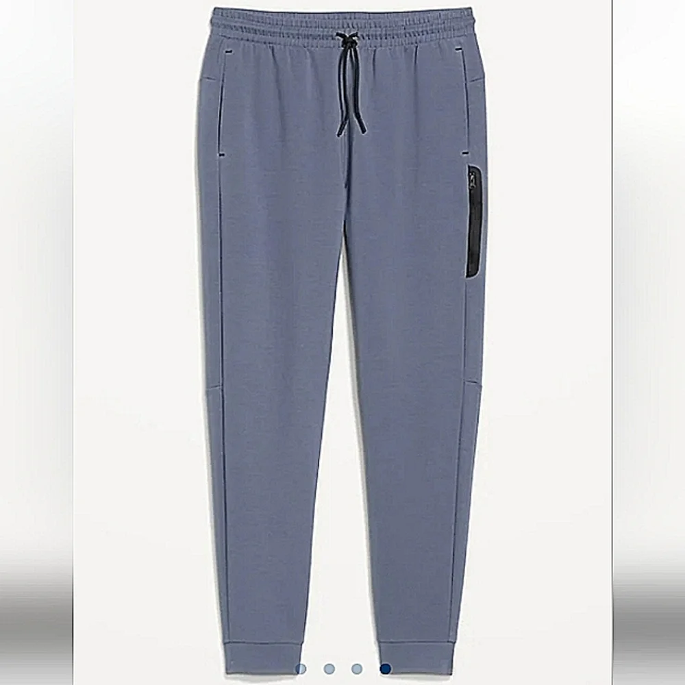Dynamic Fleece Jogger Set - Picture 8 of 12